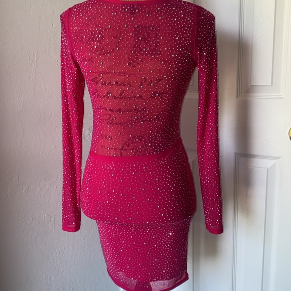 Medium dress - Picture 4 of 7